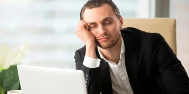 Çok fazla uyumanın sağlığa zararları nelerdir? Hipersomnia nedir? Hipersomnia nasıl tedavi edilir?