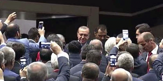 Çok merak ediliyordu… Törene Gül ve Davutoğlu katıldı mı? İşte yanıtı