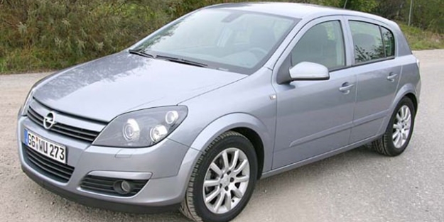 Çok satan ikinci el otomobiller ve fiyatları - FOTO