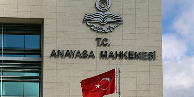 Çok sayıda partinin kanunsuz parası Hazine'ye devredildi