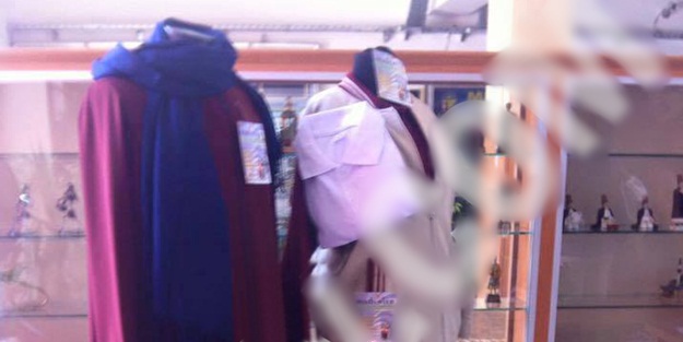 O lisedeki öğrenciler ferace giyebilecek