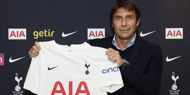 Conte, Premier Lige geri döndü