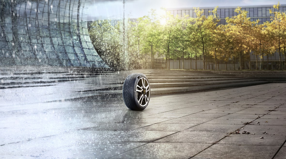 Continental "Okul Yollarında da Önce Güvenlik" diyor!