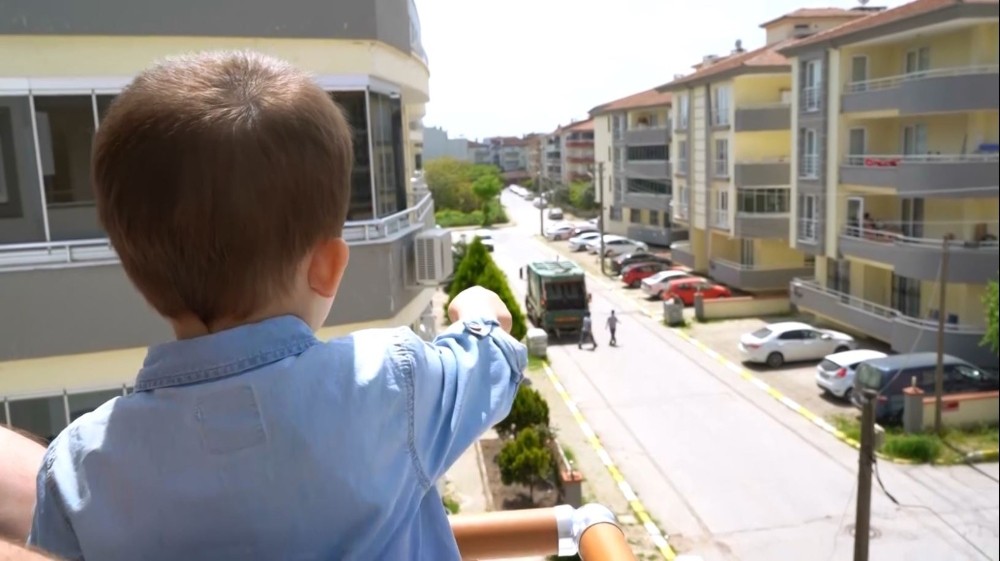 Çöp arabası hayali gerçek oldu 