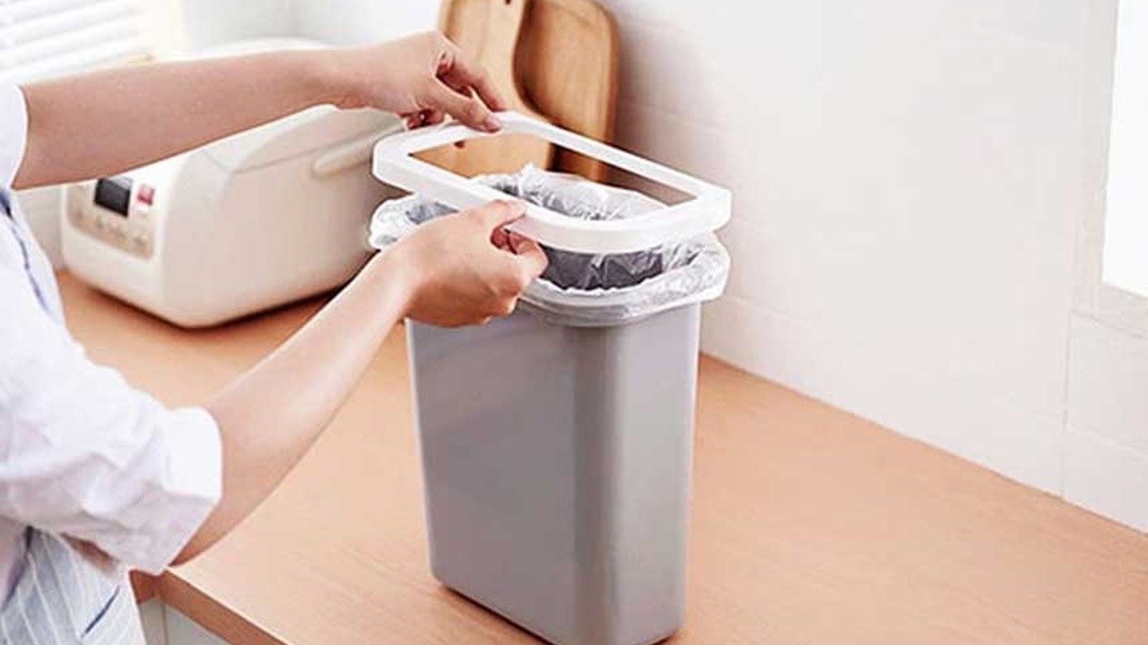 Çöpe atarak büyük hata yapıyorsunuz! Faydasını öğrenince çöpten bile çıkarmak isteyeceksiniz! Olacak şey değil