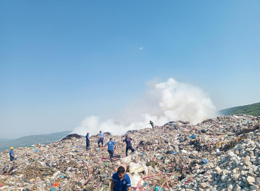  Çöplük yangını kontrol altına alındı