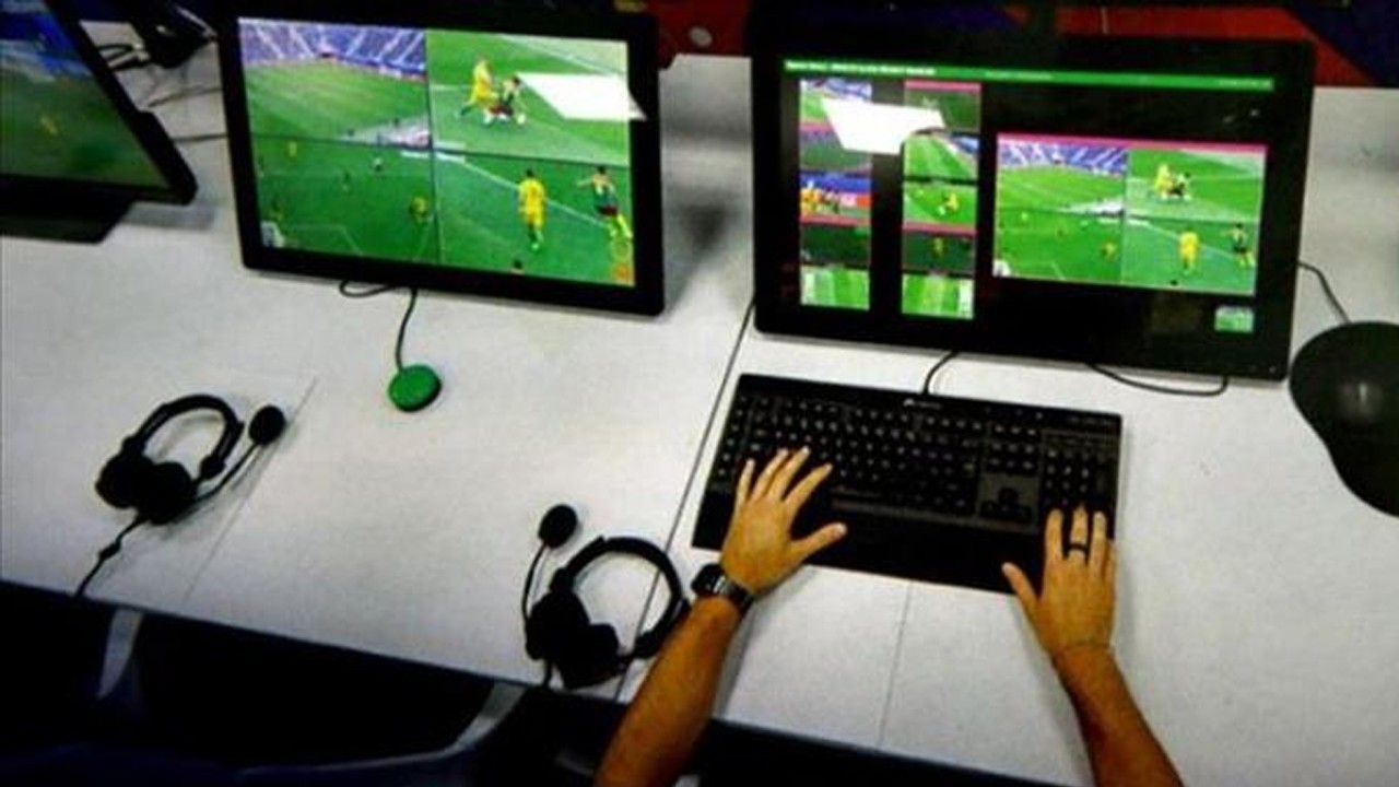 Corendon Alanyaspor - Fenerbahçe maçının VAR hakemi açıklandı