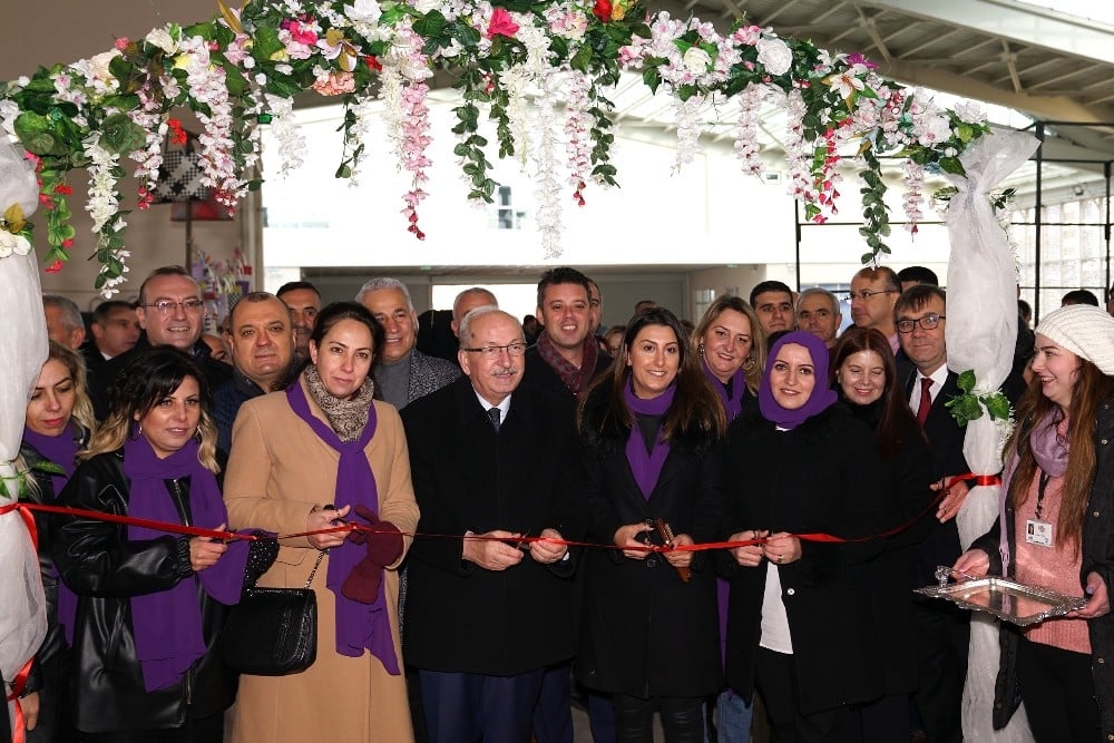 Çorlu Hanımeli Çarşısı açıldı 