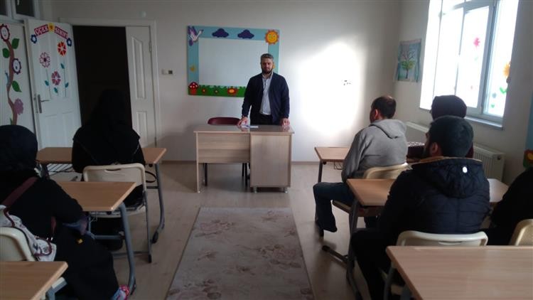 Çorlu Müftülüğünden evlilik semineri 