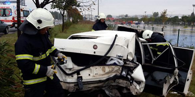 Çorlu'da şiddetli yağış kaza getirdi! 3 kişi yaralandı