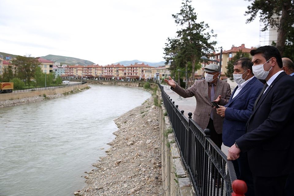 Çoruh Nehri Geçişi Projesi’nde 2. etap çalışmaları geniş kapsamlı ele alındı 