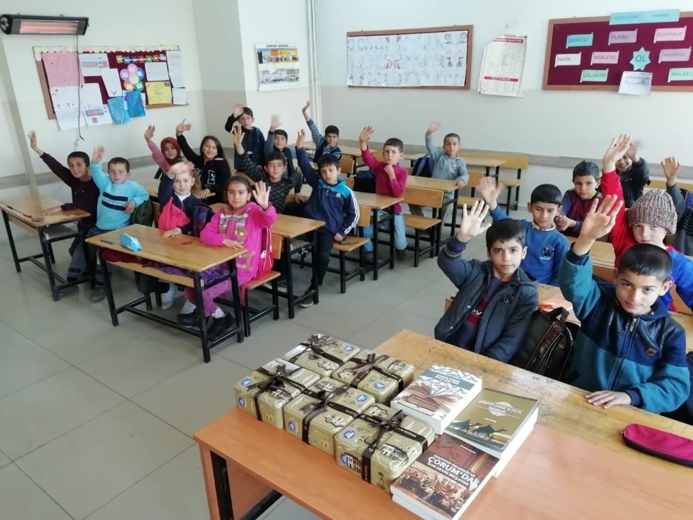 Çorum belediyesi öğrencileri leblebi ile tanıştırıyor 