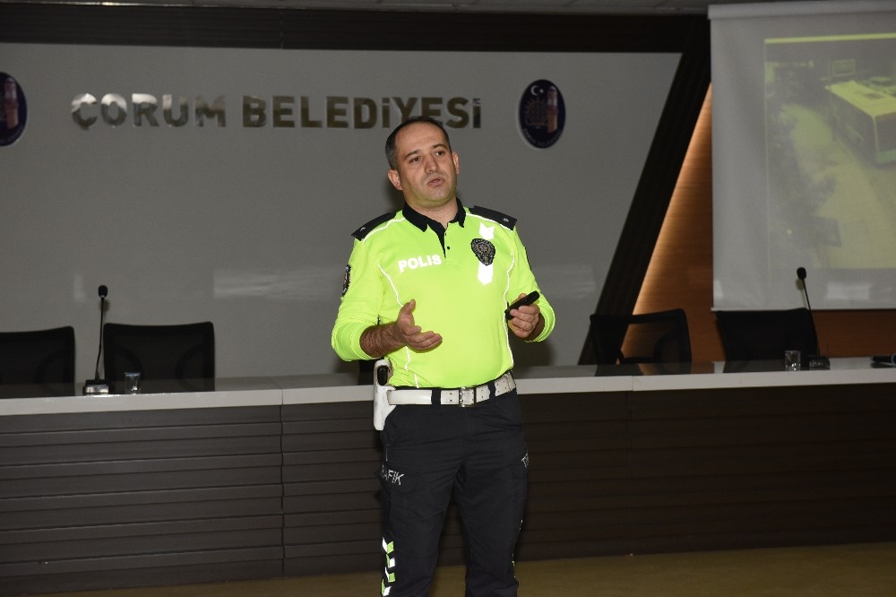 Çorum Belediyesi’nden toplu taşıma sürücülerine eğitim 