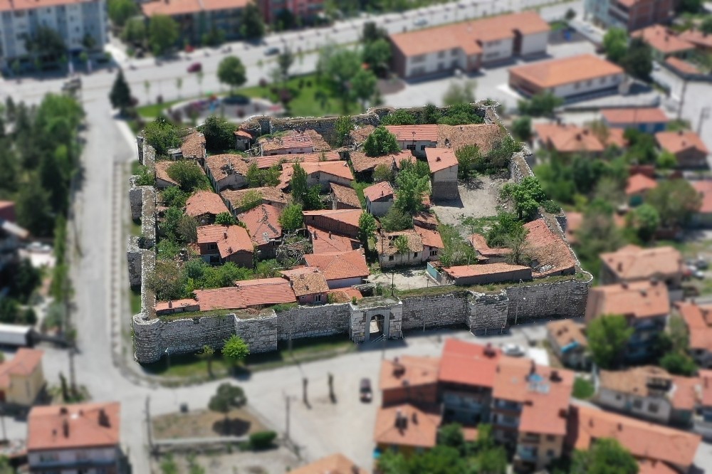 Çorum kalesi’ndeki 30 bina için yıkım kararı alındı 