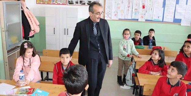 Çorum'da 997 depremzede öğrenci ders başı yaptı