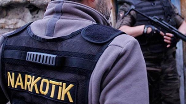 Çorum'da bal tenekeleri içerisinde 176 kilogram eroin ele geçirildi