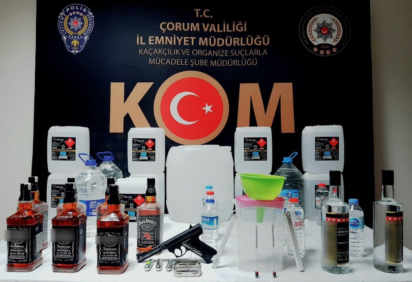 Çorum’da kaçak içki ve sigara operasyonu 