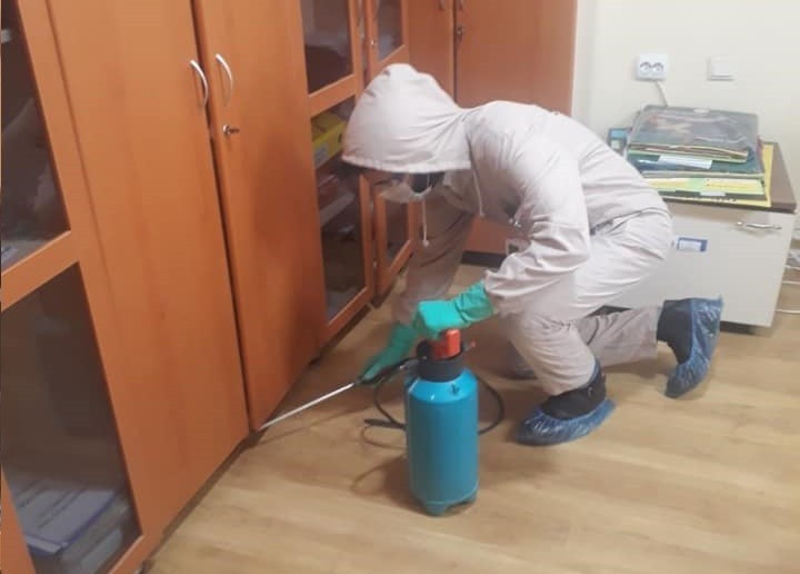 Çorum’da okullar korona virüsüne karşı dezenfekte ediliyor 