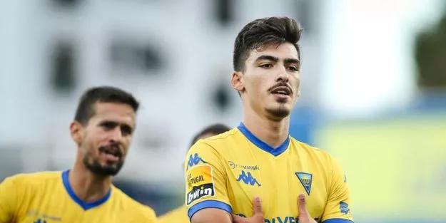 Crespo'dan Fenerbahçe'ye kıyak