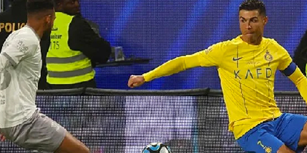 Cristiano Ronaldo yine yaptı yapacağını! Al Nassr - Al Ta'ee maçında imkansızı başardı zirve yarışında...