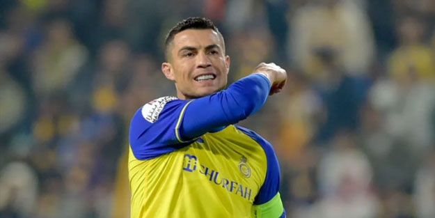 Cristiano Ronaldo'dan transfer açıklaması