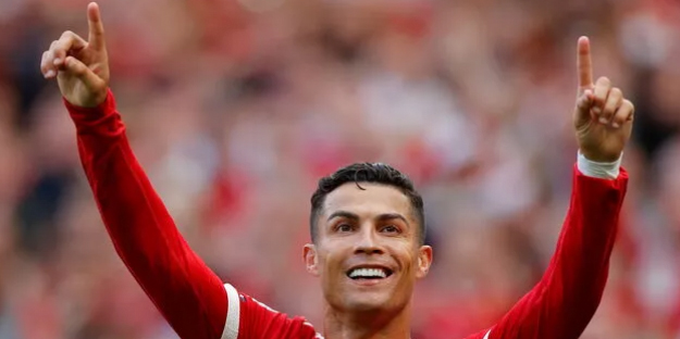 Cristiano Ronaldo'nun takım arkadaşıydı, saat satıcısı oldu!