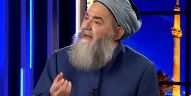 Cübbeli Ahmet Hoca çok sinirlendi: Vurdu kırdı bilmem ne izliyorlar