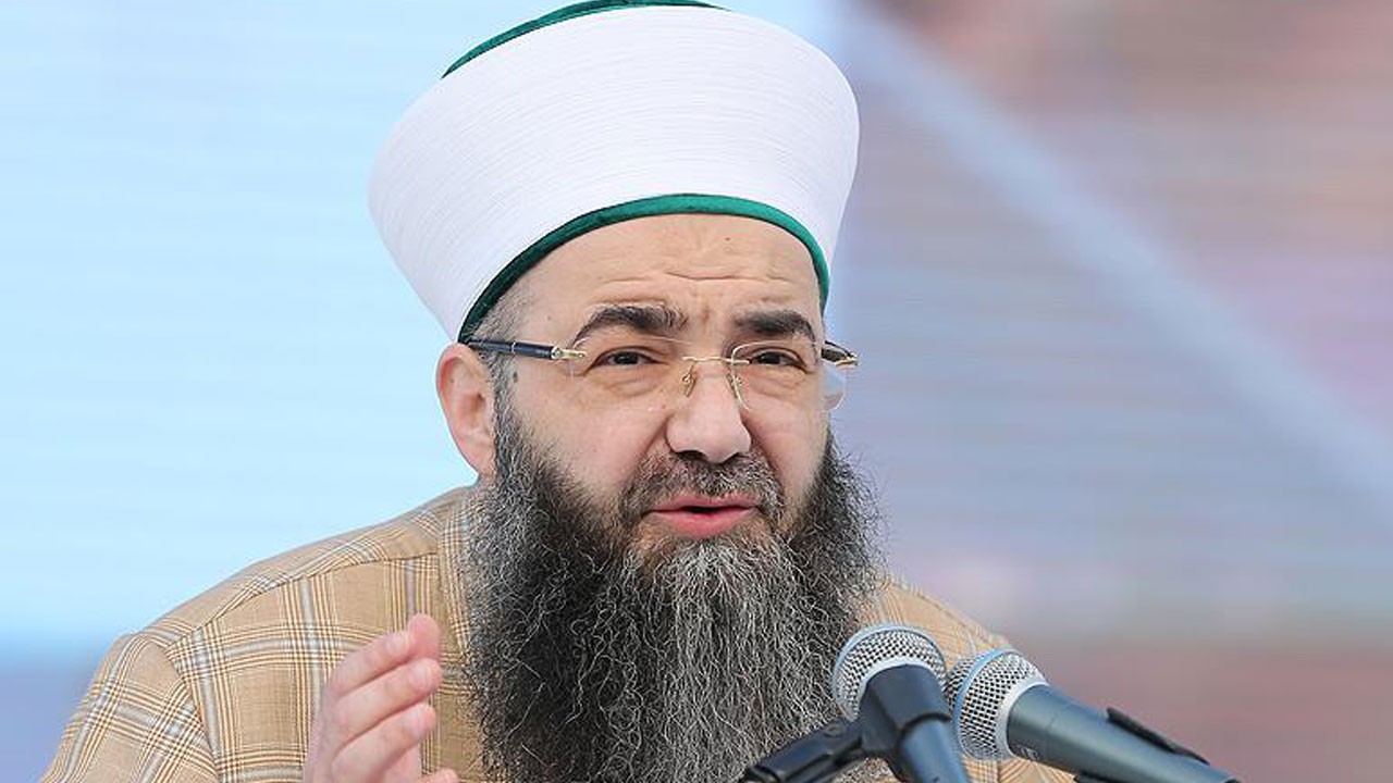 Cübbeli Ahmet Hoca hastalığı ne, neden hastaneye kaldırıldı?