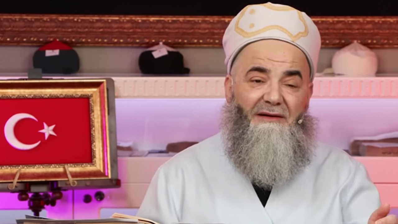 Cübbeli Ahmet Hoca paylaştı:18 Mart Salı’yı Çarşambaya bağlayan geceye dikkat!