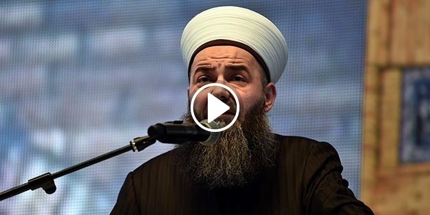 Cübbeli'den Ahmet Hakan'a gönderme: O gitarın sapı...