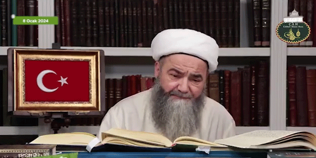 Cübbeli Ahmet Hoca'dan Fatih Camii saldırısından sonra Müslümanlara uyarı! 'Uyanık olmalıyız'