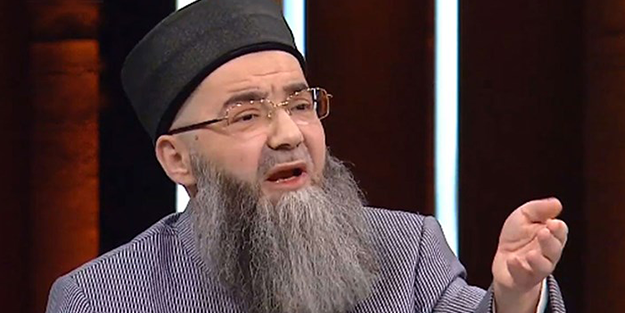 Cübbeli Ahmet Hoca'dan İsmailağa uyarısı: Orada mülk topluyorlar