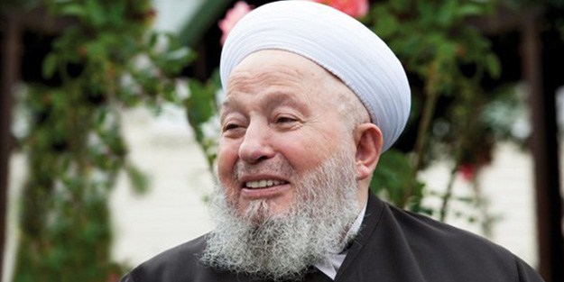 Cübbeli Ahmet Hoca'dan Mahmud Efendi Hazretleri için hatim çağrısı!