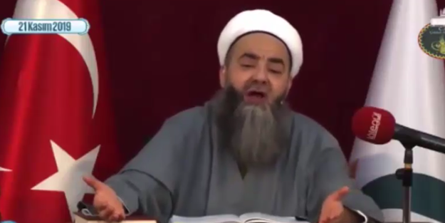 Cübbeli Ahmet Hoca’dan o görüntülere sert tepki: Terbiyesiz adam!