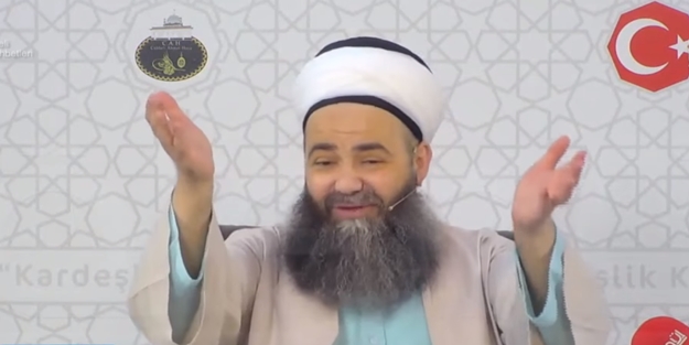 Cübbeli Hoca: Cenabet cenabet dolaşanlar var...