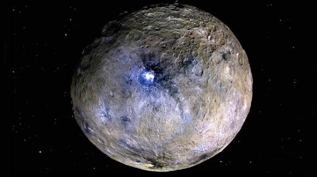 Cüce gezegende buz olabilir