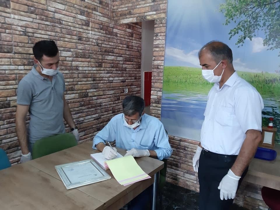 Çukurca belediyesi zabıtaları esnafları denetledi 