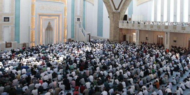 Cuma Hutbesi Diyanet Cuma günü namazı saat kaçta yapılacak? Haftanın hutbesi ve Cuma hutbesi konusu, mesajı