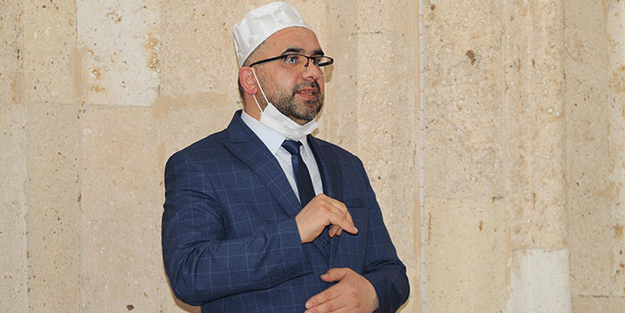 Cuma hutbesinin işaret dili ile okunduğu camii, olumlu tepki aldı