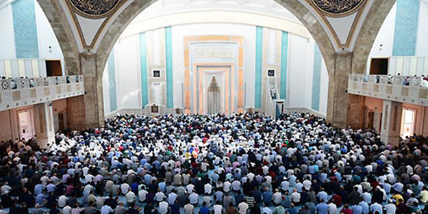 Cuma Hutbesi: 'Oruç ve Kur’ân Ayı Ramazan'!