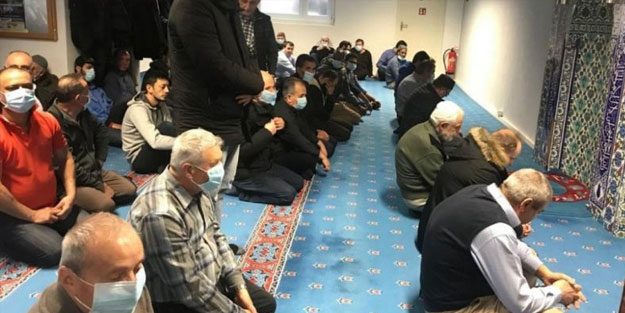 Cuma namaz vakitleri cuma namazı saat kaçta? 26 Şubat cuma namazı saati