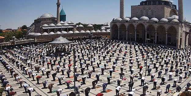 Cuma namazı kaçta kılınacak? Cuma namazı vakti, ezan kaçta okunuyor? 5 Mart cuma namazı saat kaçta?