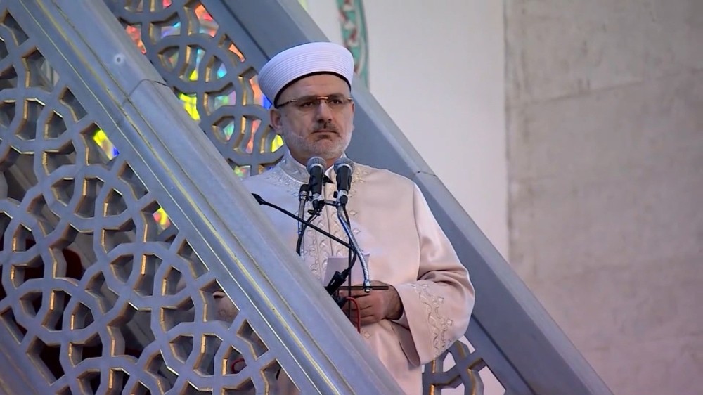 Cuma namazı Kocatepe Camii’nde kılındı 