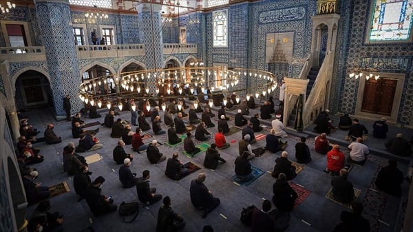 Cuma namazı saati 14 Ekim | Cuma namazı saat kaçta kılınacak | 14 Ekim 2022 Cuma Hutbesi