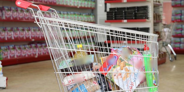 Cuma namazı vaktinde çalışmak, alışveriş yapmak caiz midir?