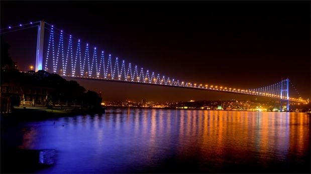 Cumartesi günü Boğaziçi Köprüsü'nde ışıklar kapanacak