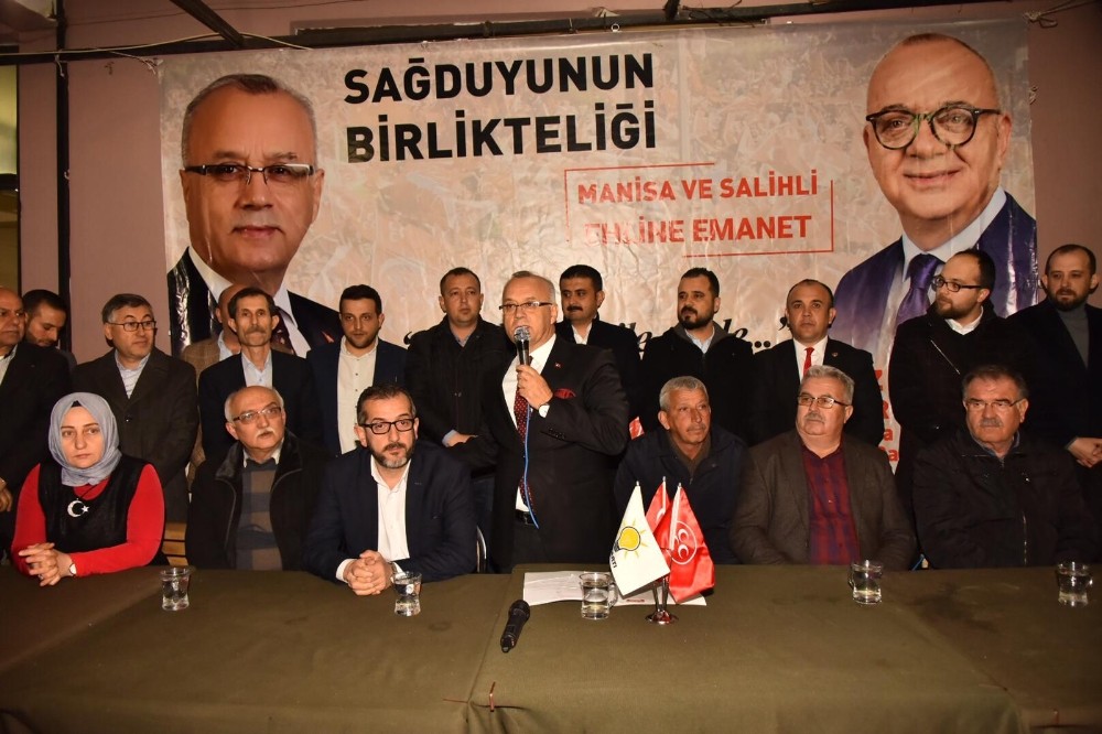 Cumhur İttifakı Salihli’de tam kadro sahaya indi 