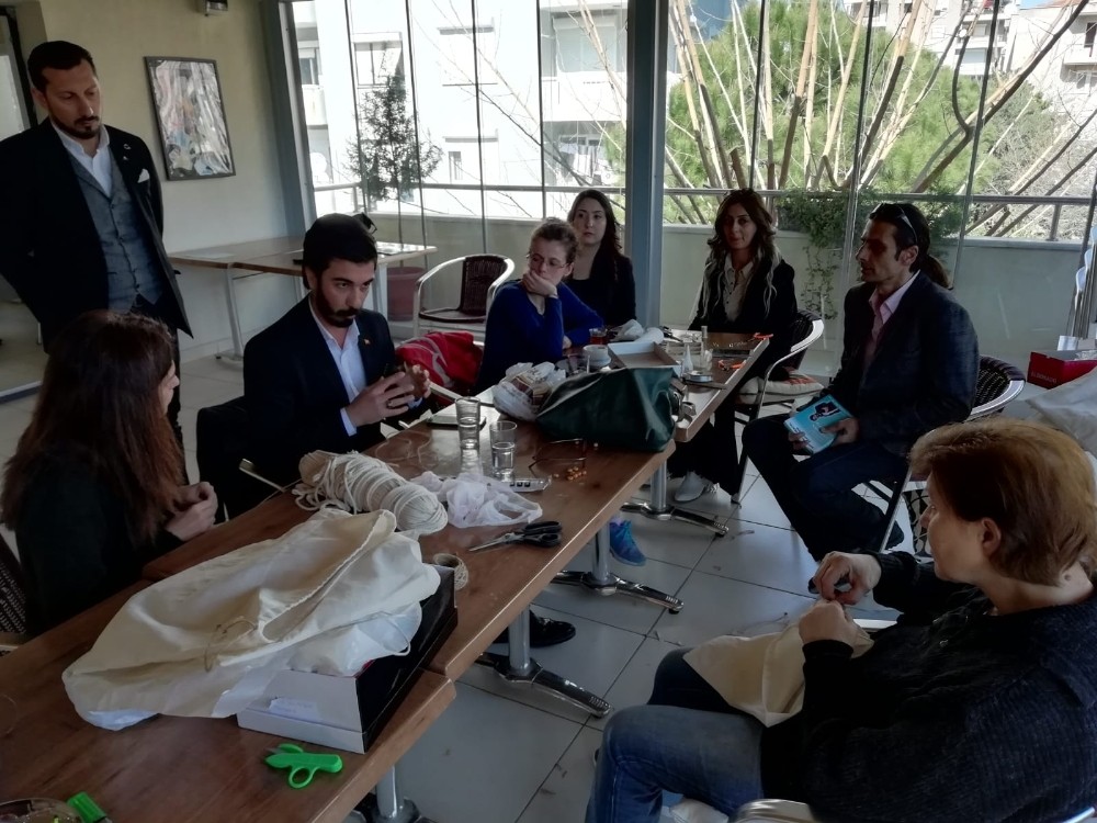 Cumhur İttifakı’nın adayından kadına şiddete karşı yakın dövüş eğitimi 