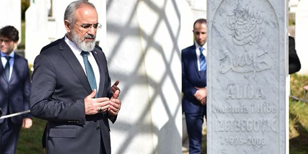 Cumhurbaşkanı Başdanışmanı Yalçın Topçu Boşnak kardeşlerimizi telekonferansla selamladı