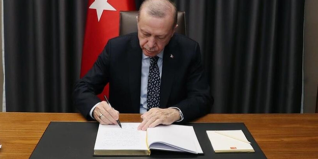 Cumhurbaşkanı Erdoğan 6 ismi görevden aldı! Kritik atamalar Resmi Gazete'de yayımlandı